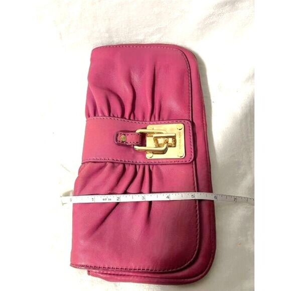 Michael Kors  Leather Clutch Gold Hardware Women's Bag - Picture 11 of 12